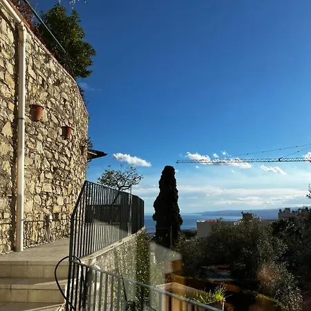 Casetta Limonella * Taormina