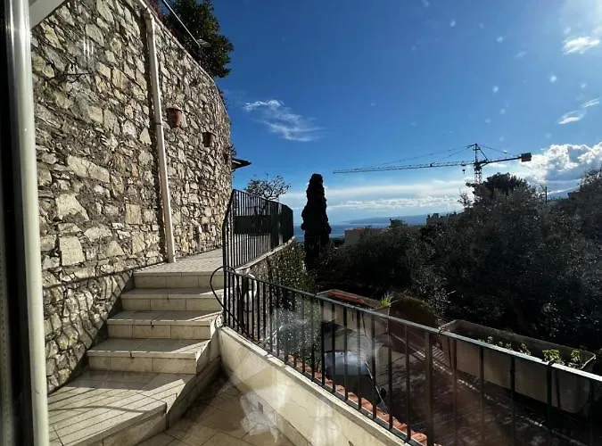 Casetta Limonella * Taormina